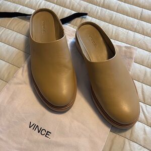 Vince LEATHER Tan slip on mules, size 8